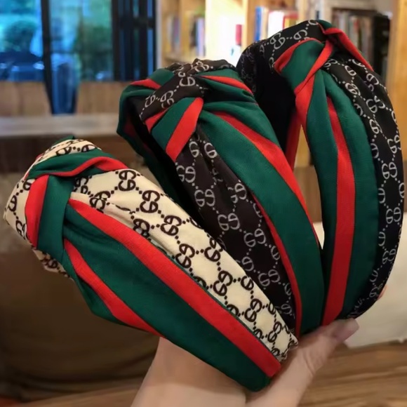 Black Fashion Headband (1) - Picture 3 of 4